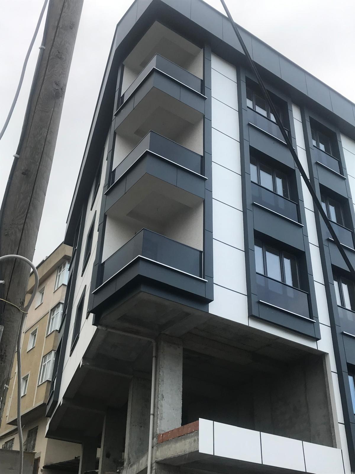 Küpeşte camlı korkuluk 8